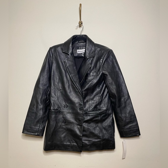 Reformation Veda Dalia Relaxed Leather Blazer in Black - Picture 4 of 8